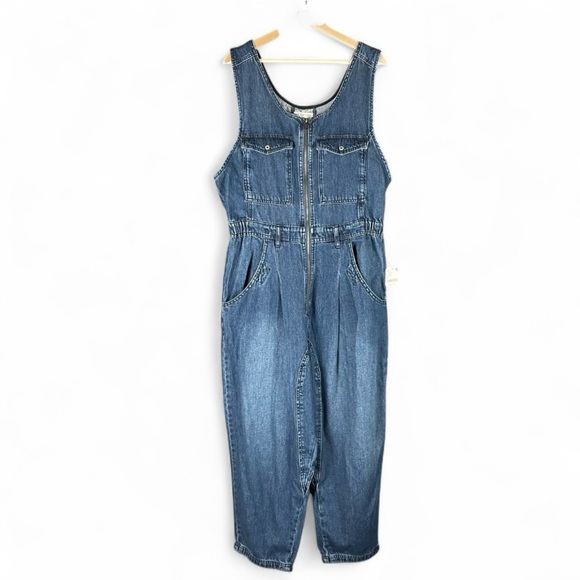 NWT Free People We The Free Cloud Nine Jumpsuit Cargo Large Denim Blue Relaxed - Picture 2 of 16